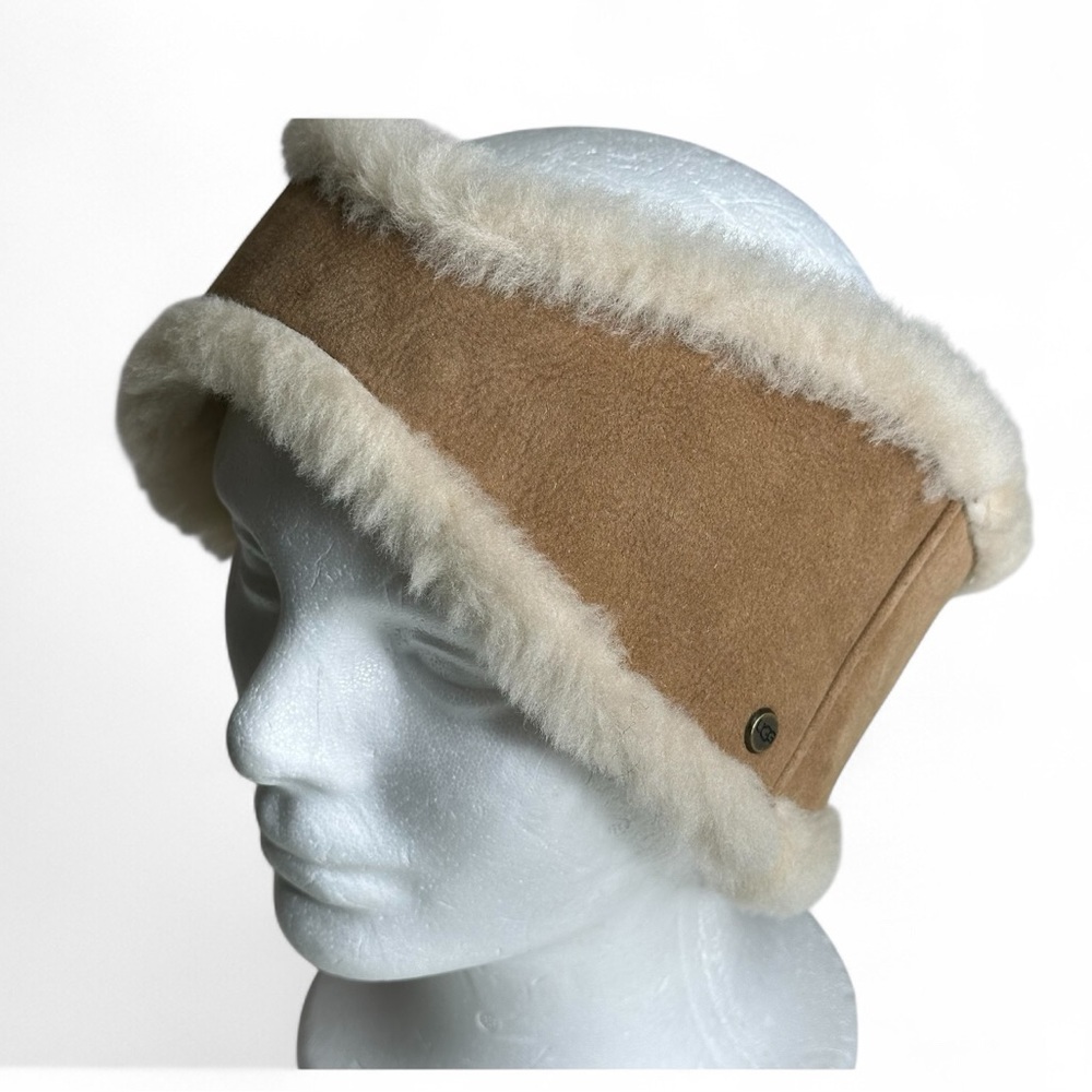 UGG Reversible Leather and Shearling Headband Ear Muff Chestnut Brand New! L/XL - Picture 2 of 13